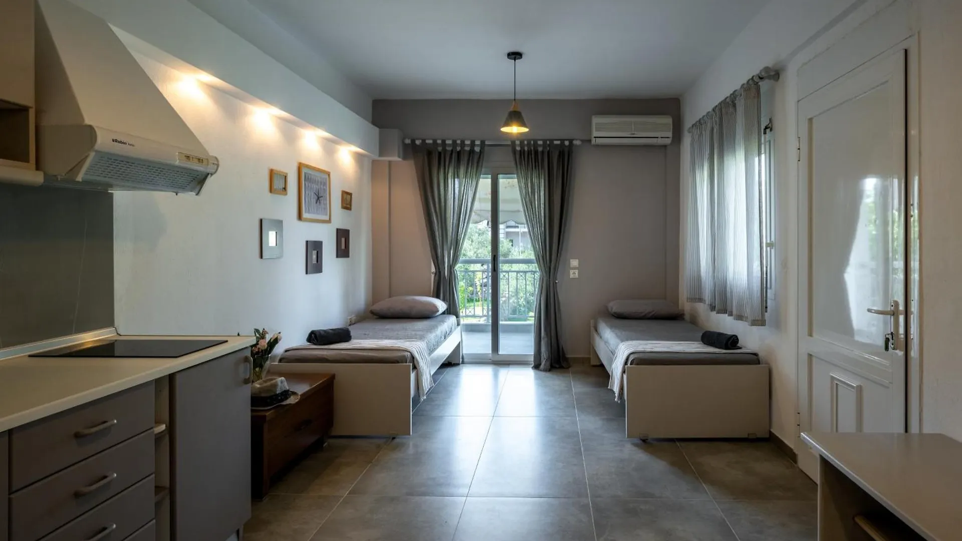 Azure Nikiti Apartment