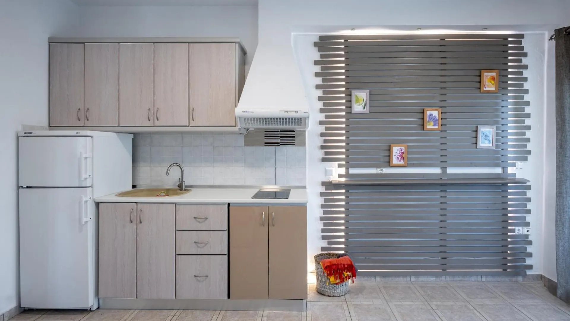 Azure Nikiti Apartment